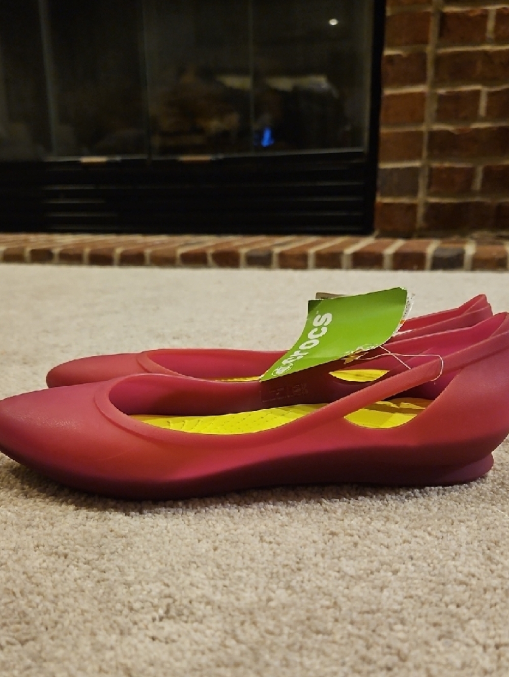 CROCS Women's Dark Pink Pointed-Toe Flats with Yellow Insole - Picture 5 of 10
